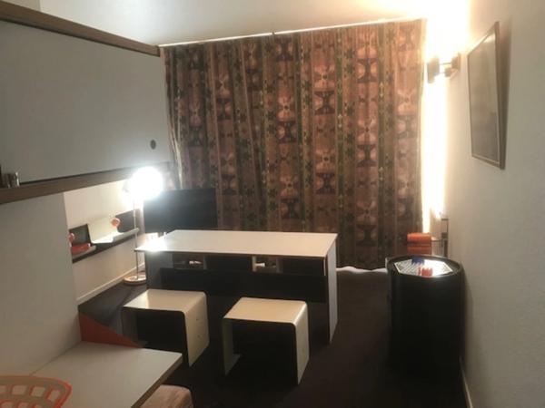 Appartement à vendre 2 pièces LA MONGIE (65) avec un balcon, 2 celliers, 2 casiers à ski, et un Parking extérieur.