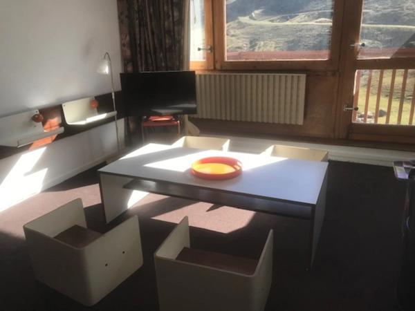 Appartement à vendre 2 pièces LA MONGIE (65) avec un balcon, 2 celliers, 2 casiers à ski, et un Parking extérieur.