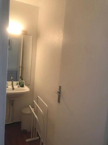 Appartement à vendre 2 pièces LA MONGIE (65) avec un balcon, 2 celliers, 2 casiers à ski, et un Parking extérieur.