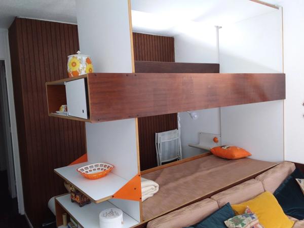 Appartement à vendre 2 pièces LA MONGIE (65) avec un balcon, 2 celliers, 2 casiers à ski, et un Parking extérieur.