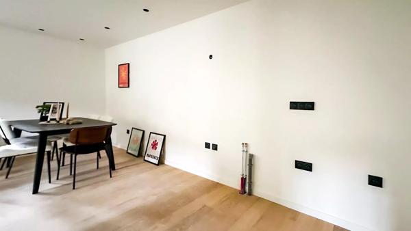 Vente                                                      Appartement
                        
                     5 pièces                      88 m2                     à Nice