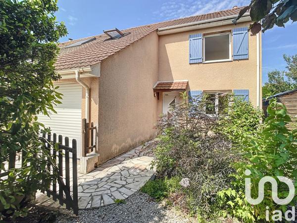 Location maison 5 pièces 90 m² Pontault-Combault