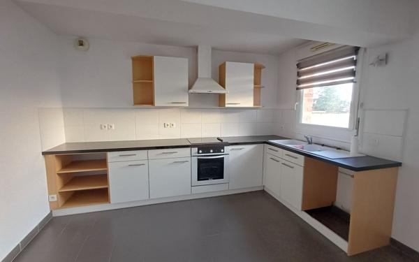 Appartement à louer    3 pièces • 62 m2 Hazebrouck