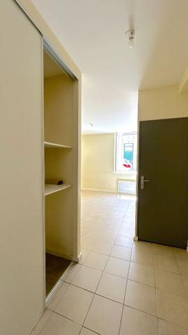 A LOUER APPARTEMENT DE TYPE 1 - SECTEUR LIBOURNE CENTRE , Libourne A LOUER APPARTEMENT DE TYPE 1 - SECTEUR LIBOURNE CENTRE , Libourne