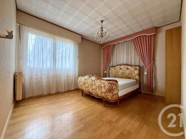 Appartement F5 à vendre  5 pièces - 103,75 m 2   LIVRY GARGAN  - 93