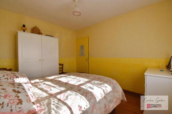 Maison Saint Pierre Des Echaubrognes 5 pièce(s) 105 m2