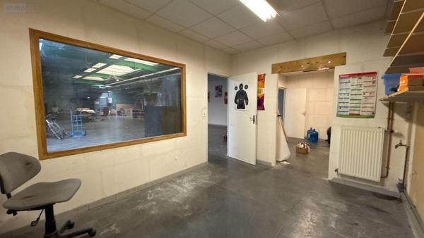 Entrepôt et bureaux à vendre à Fagnières dans la Marne (51510), ref : 51001-168