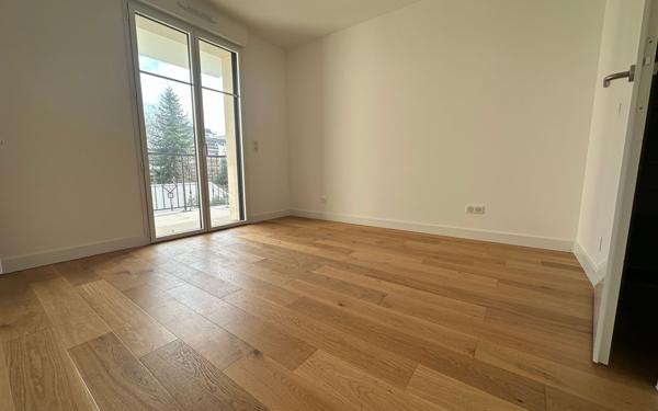 Appartement à vendre    4 pièces • 115 m2 La Varenne - Saint-Maur-des-Fossés
