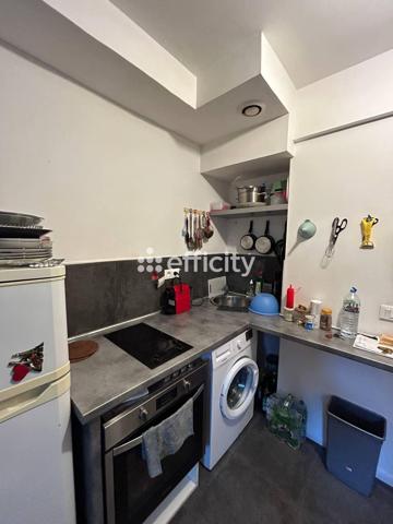 Appartement
         1 pièce
        - 17 m² 144 000 € *