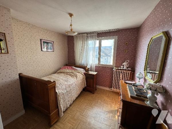 ARCONNAY - Maison 130m² avec garage, proche d' ALENCON.
Terrain d'env. 900m²
Proche des commerces