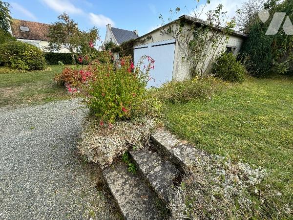 ARCONNAY - Maison 130m² avec garage, proche d' ALENCON.
Terrain d'env. 900m²
Proche des commerces