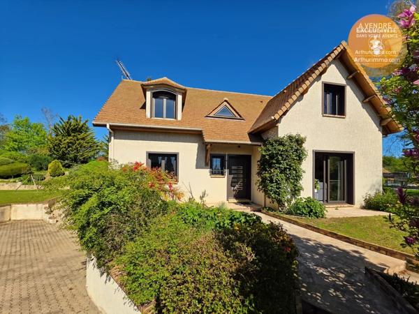 Vente Maison 6 pièces 160 m2 à Saint-Germain-Lès-Corbeil