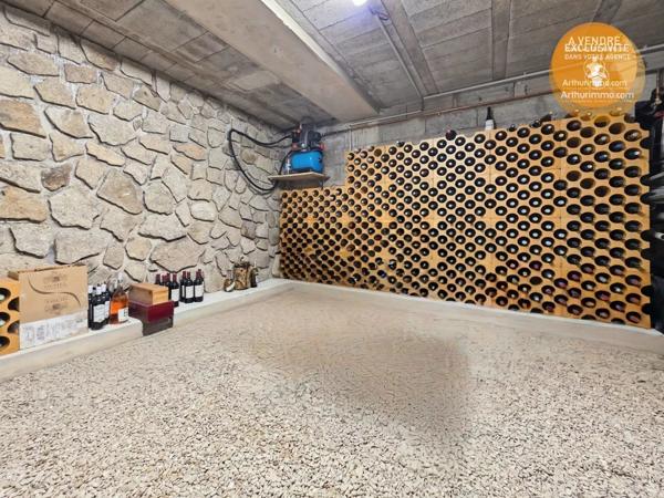Vente Maison 6 pièces 160 m2 à Saint-Germain-Lès-Corbeil