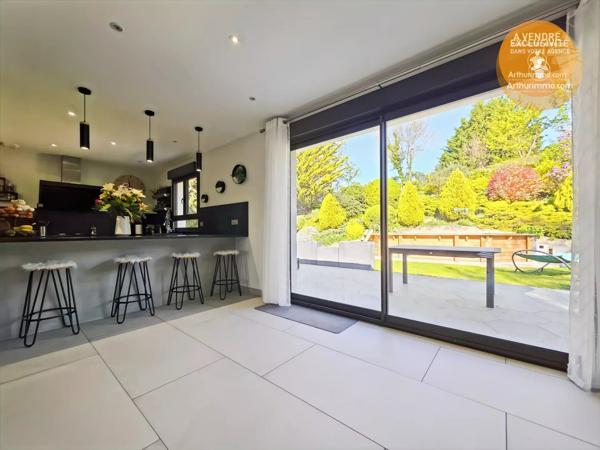 Vente Maison 6 pièces 160 m2 à Saint-Germain-Lès-Corbeil