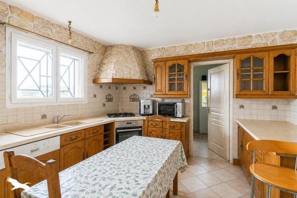 Maison à vendre 314 160 € Ludon-Médoc 6 p 120 m² DPE C