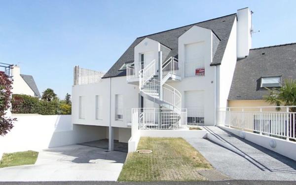 Appartement à louer    2 pièces •  Larmor-Plage