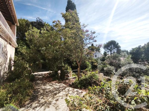Maison à vendre  5 pièces - 106,09 m 2   LA GARDE  - 83