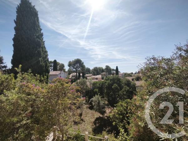 Maison à vendre  5 pièces - 106,09 m 2   LA GARDE  - 83