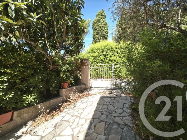 Maison à vendre  5 pièces - 106,09 m 2   LA GARDE  - 83