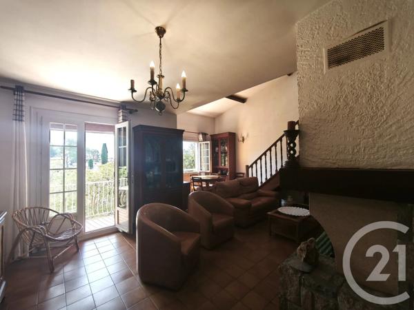 Maison à vendre  5 pièces - 106,09 m 2   LA GARDE  - 83