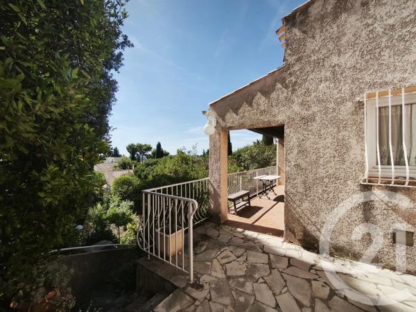 Maison à vendre  5 pièces - 106,09 m 2   LA GARDE  - 83