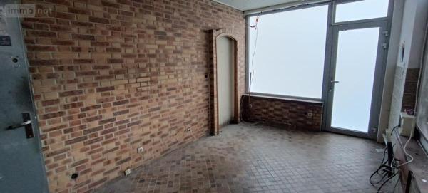 Local Professionnel et commercial à vendre à Béthune dans le Pas-de-Calais (62400), ref : 62024-1777