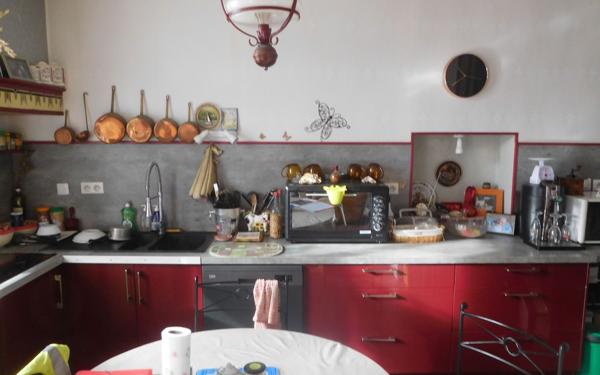 Maison à vendre    3 pièces • 125 m2 Saint-Yrieix-la-Perche