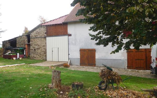 Maison à vendre    3 pièces • 125 m2 Saint-Yrieix-la-Perche