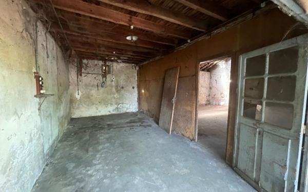 Maison à vendre    5 pièces • 145 m2 Roquefort