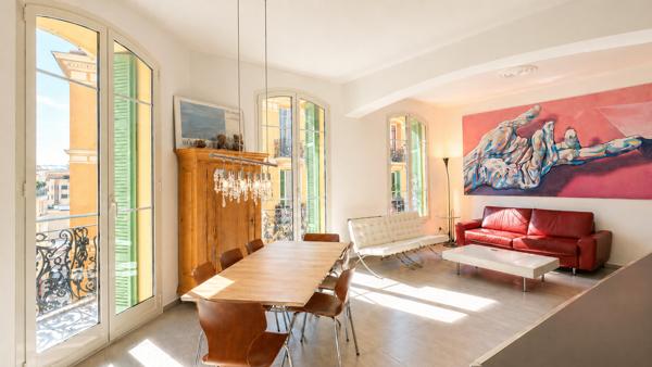 Magnifique appartement rénové de 73 m² au centre de Beausoleil