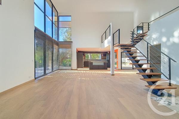 Maison à vendre  5 pièces - 219,69 m2 ST GELY DU FESC - 34