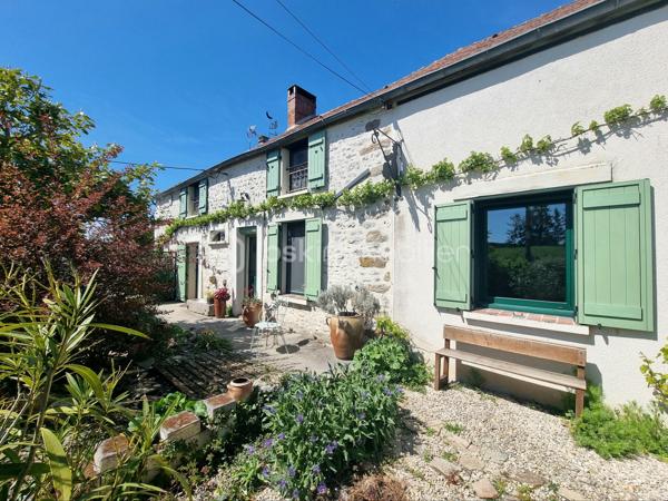** En EXCLUSIVITÉ ** Venez découvrir SANS TARDER cette charmante maison en pierre d'environ 190 m² et édifiée sur un terrain de 1840 m², située dans un village paisible à 3 km de MAISON-ROUGE ( commerces de proximités, bus avec lignes régulières ) ainsi qu’à 12 km de Nangis ( gare SNCF, commodités et commerces ).

Cette maison pleine de caractère vous séduira par ses volumes, ses pierres et ses poutres apparentes, elle vous offre au rez-de-chaussée une entrée, une buanderie, un WC indépendant, une salle d’eau, une cuisine aménagée et équipée, un séjour avec une cheminée, un salon, une chambre, ainsi qu’une véranda offrant un espace de vie supplémentaire baigné de lumière avec un accès direct sur l’extérieur.
À l’étage vous découvrirez 3 grandes chambres de plus de 28 m² dont une avec salle de bains et WC.

À l'extérieur vous bénéficierez également d'un vaste jardin arboré entièrement clos, d’un grand préau, de plusieurs places de stationnement, de deux abris de jardin, d’une terrasse et une mare situé dans le fond du jardin offrant un cadre apaisant.

Les ++ : Beaux volumes, fenêtres double vitrage avec volets roulants électriques, fibre raccordée, plusieurs places de stationnement ! 

Située dans un cadre idéal, cette grande maison pleine de charme, n'attend plus que vous ! Alors contactez-nous !

Pour plus d'information n'hésitez pas à contacter Julien et Cindy LUCIANI au 06 52 63 33 63.