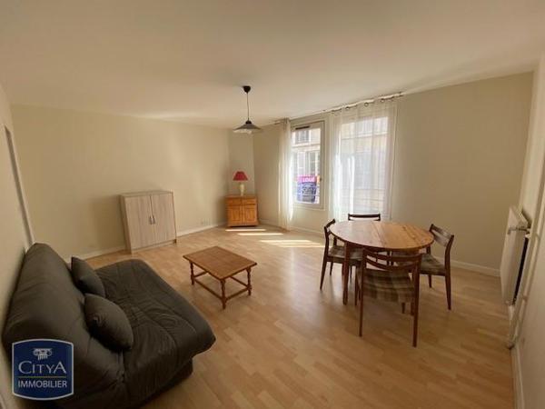 Appartement à louer 1 pièce 33.04m²