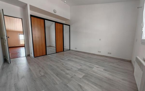 Maison à vendre    6 pièces •  Esnandes