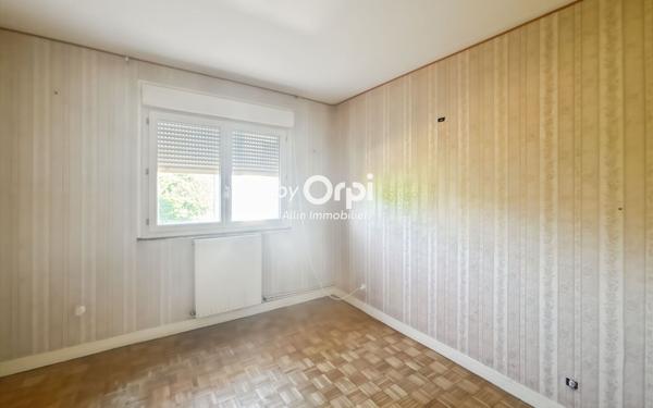 Appartement à vendre    3 pièces •  Montluçon