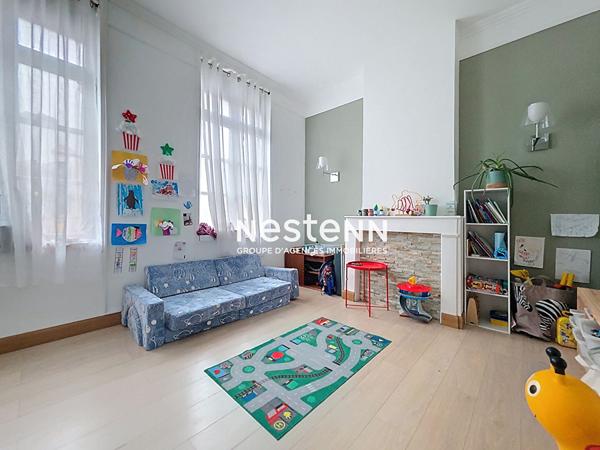 Maison Douai- à proximité de toutes les commodités. 299 500 EUROS.