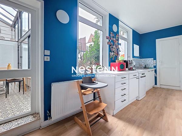 Maison Douai- à proximité de toutes les commodités. 299 500 EUROS.