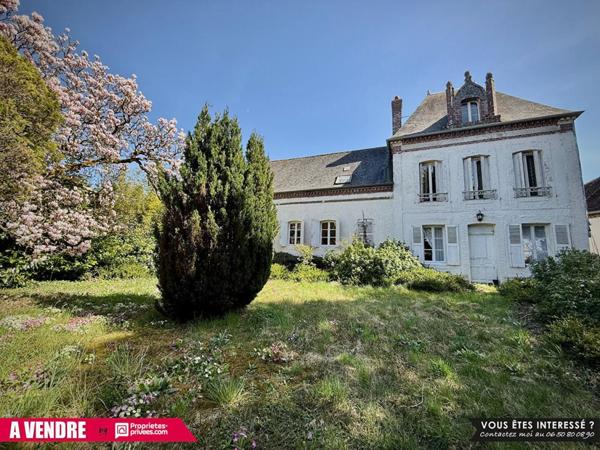 Demeure authentique - surface au sol de 414 m²  - piscine - dépendances - parc arboré - 467 955  HAI