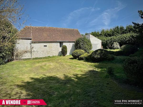 Demeure authentique - surface au sol de 414 m²  - piscine - dépendances - parc arboré - 467 955  HAI