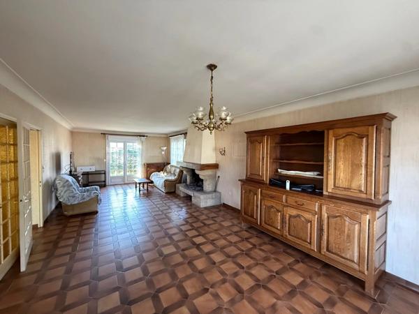Vente                                                      Maison
                        
                     7 pièces                      160 m2                     à Saint-Herblain