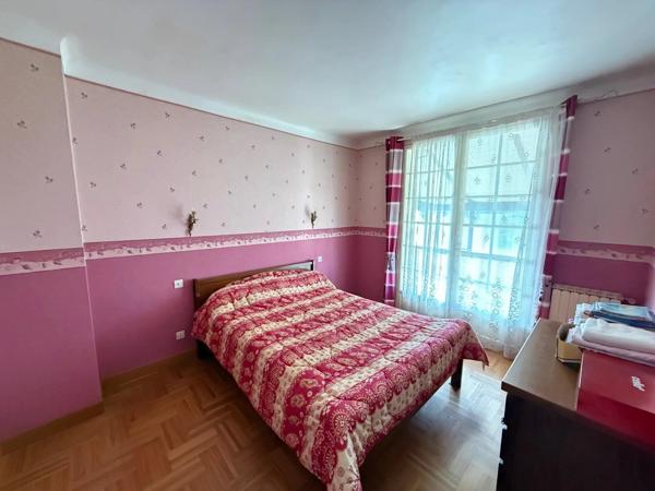 Vente                                                      Maison
                        
                     7 pièces                      160 m2                     à Saint-Herblain