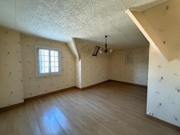 Vente                                                      Maison
                        
                     7 pièces                      160 m2                     à Saint-Herblain