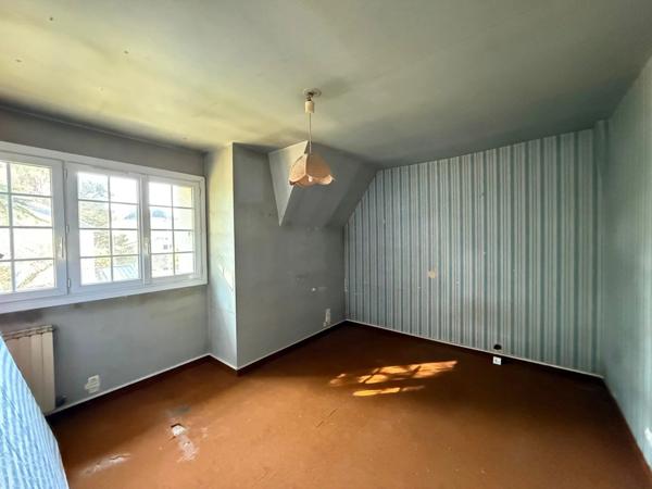 Vente                                                      Maison
                        
                     7 pièces                      160 m2                     à Saint-Herblain