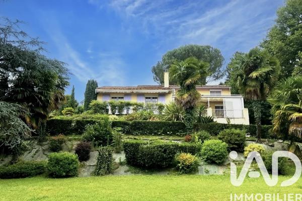 Maison à vendre 6 pièces 158 m² Morlaàs