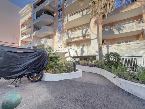 Cannes (06400) VIAGER OCCUPÉ T3 - 87 m2, CANNES