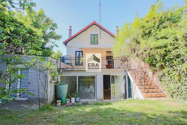 Maison Vitry Sur Seine 180 m2 - 650m2 de jardin