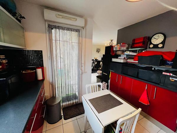 Appartement Gignac La Nerthe 3 pièce(s) 65 m2