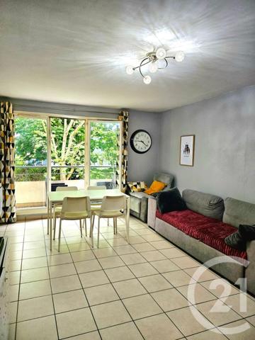 Appartement F3 à vendre  3 pièces - 68 m2 TRAPPES - 78