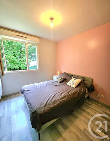 Appartement F3 à vendre  3 pièces - 68 m2 TRAPPES - 78