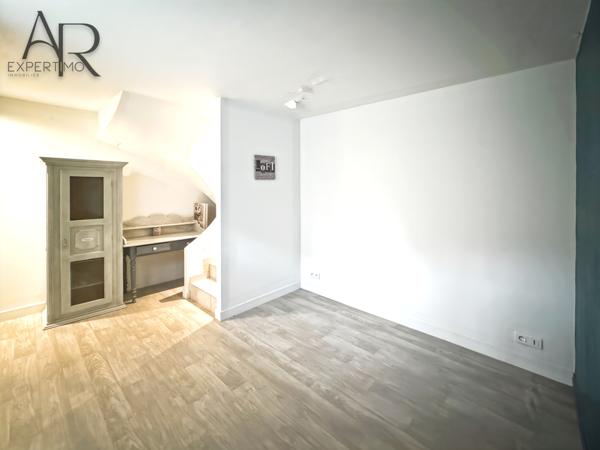 Issy-les-Moulineaux (92130) Souplex - T2 - Plein sud
